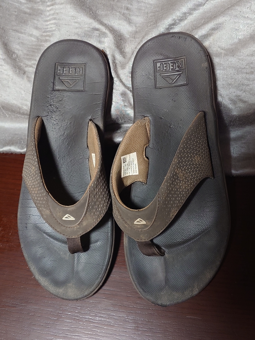 Reef Men’s Dark Brown and Black Flip Flop Sandals